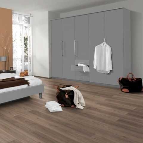 Ламинат Egger Classic-Aqva EL2070.1783944 Дуб Ленгли Светлый V4 8/32 (0,2493кв.м)(1,9948м2/уп)8 шт