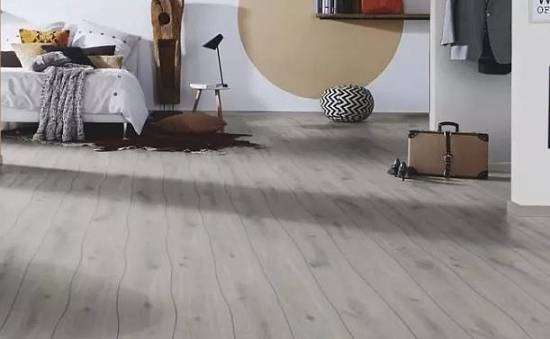 Ламинат Krono Original Super Natural Classiс 4V К074 ДУБ ТИДАЛ 32/8 (0,2467кв.м/шт)