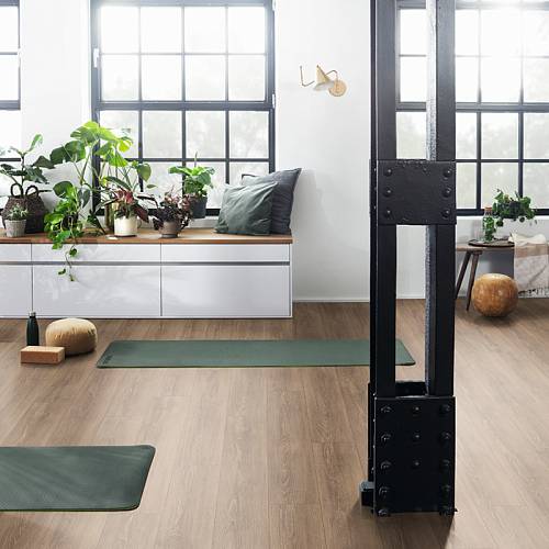 Ламінат Egger Classic EL2163.1786676 Newport Oak Brown V4 8/32(1,292х 0,193)0,2493 кв.м (1,9948м2/уп)8 шт.